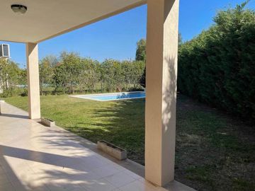 Venta de casa en La Horqueta de Echeverria- Canning