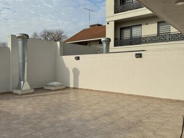 DEPARTAMENTO A ESTRENAR 4 AMBIENTES 2 BAÑOS 2 COCHERAS CUBIERTAS