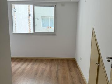 DEPARTAMENTO A ESTRENAR 4 AMBIENTES 2 BAÑOS 2 COCHERAS CUBIERTAS
