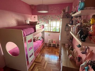 3 AMB, IMPECABLE  2 BAÑOS COMPLETOS , COCINA Y LAVADERO INDEP, COCHERA , PISCINA , SUM ,SAUNA Y SEGURIDAD