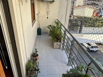 3 AMB, IMPECABLE  2 BAÑOS COMPLETOS , COCINA Y LAVADERO INDEP, COCHERA , PISCINA , SUM ,SAUNA Y SEGURIDAD
