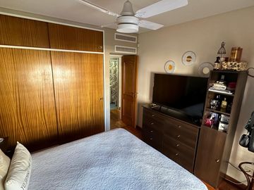 3 AMB, IMPECABLE  2 BAÑOS COMPLETOS , COCINA Y LAVADERO INDEP, COCHERA , PISCINA , SUM ,SAUNA Y SEGURIDAD