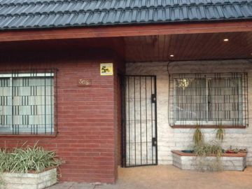 Casa en venta Isidro Casanova
