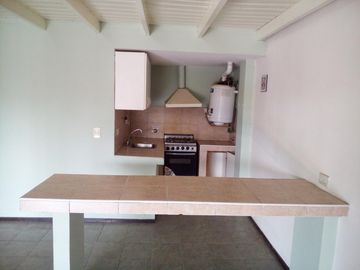 DEPARTAMENTO 3 AMBIENTES EN COMPLEJO CON PISICINA . COCHERA. MAIPU 313 TIGRE
