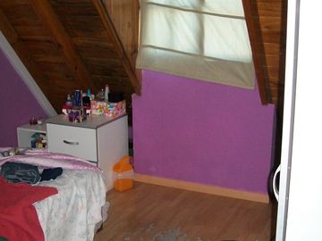 TRIPLEX 5 AMBIENTES CON COCHERA - EXCELENTE