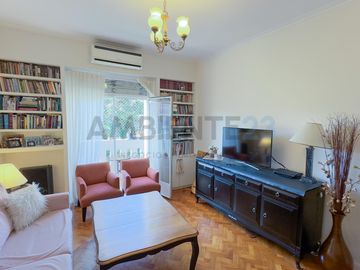 Conesa 400 - Excelente departamento 3 ambientes 2 piso por escalera - Colegiales