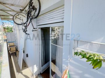 Conesa 400 - Excelente departamento 3 ambientes 2 piso por escalera - Colegiales