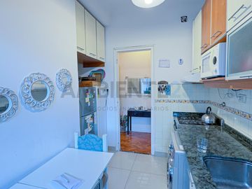Conesa 400 - Excelente departamento 3 ambientes 2 piso por escalera - Colegiales