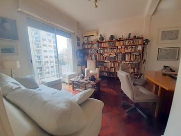 MUY LUMINOSO DEPARTAMENTO DE DOS AMBIENTES Y MEDIO EN BELGRANO R
