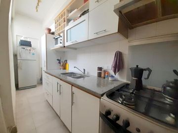 MUY LUMINOSO DEPARTAMENTO DE DOS AMBIENTES Y MEDIO EN BELGRANO R