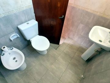 HERMOSO DUPLEX VENTA MORON