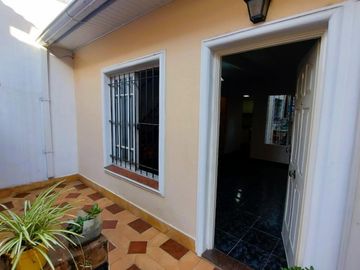 HERMOSO DUPLEX VENTA MORON