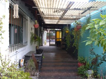Casa 4 Ambientes + Local EN VENTA, Av. Ratti 3400, Ituzaingó. Gran Oportunidad