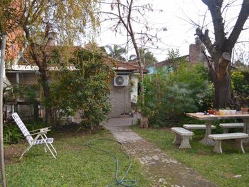 Casa 4 Ambientes + Local EN VENTA, Av. Ratti 3400, Ituzaingó. Gran Oportunidad
