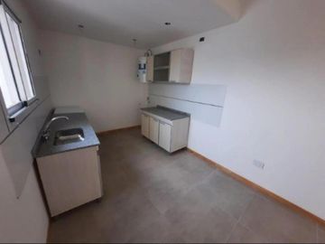 Departamento 2 ambientes con Balcón - Mataderos