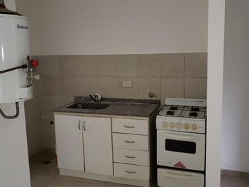 EN VENTA depto con cochera