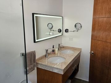 Casa de una planta en venta dentro de privada en Cholul