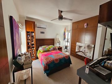 Casa de una planta en venta dentro de privada en Cholul