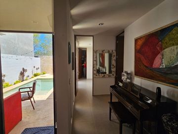 Casa de una planta en venta dentro de privada en Cholul