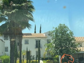 CASA EN VENTA EN JURIQUILLA CUMBRES DEL LAGO