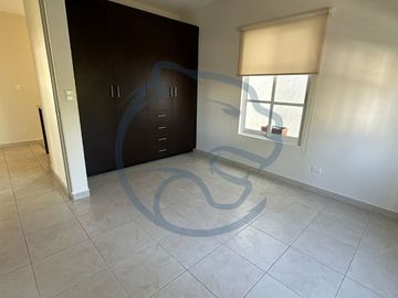 CASA EN VENTA EN JURIQUILLA CUMBRES DEL LAGO