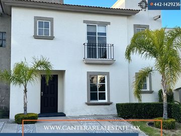 CASA EN VENTA EN JURIQUILLA CUMBRES DEL LAGO