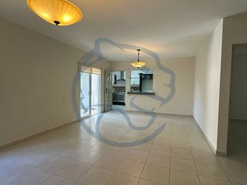 CASA EN VENTA EN JURIQUILLA CUMBRES DEL LAGO