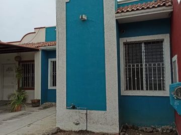 Casa en venta en Tecomán, Colima.