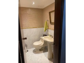VENTA  APARTAMENTO AMPLIO Y CON EXCELENTE UBICACION PINARES PEREIRA