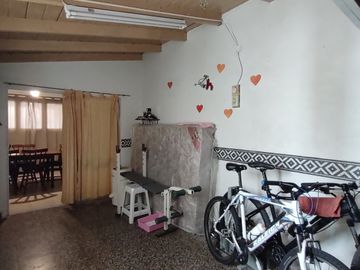 Chalet en venta de 3 dormitorios c/ cochera en Punta Mogotes