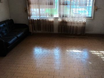 Casa en venta en Quilmes Oeste Centro