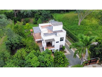 vendo finca en sopetran zona urbana.