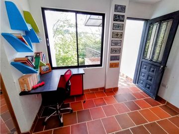 vendo finca en sopetran zona urbana.