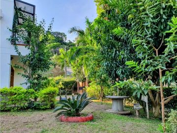 vendo finca en sopetran zona urbana.