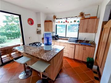 vendo finca en sopetran zona urbana.