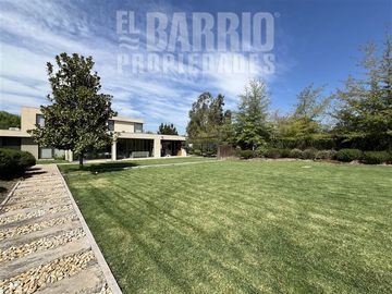 Casa en Venta en Chicureo Centro