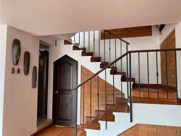 VENTA DE HERMOSA FINCA EN EL LAGO CALIMA- EL DARIEN