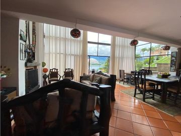 VENTA DE HERMOSA FINCA EN EL LAGO CALIMA- EL DARIEN