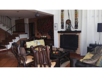 VENTA DE HERMOSA FINCA EN EL LAGO CALIMA- EL DARIEN
