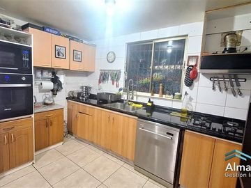 Casa en Venta en SARAGO NORTE 531, QUILICURA