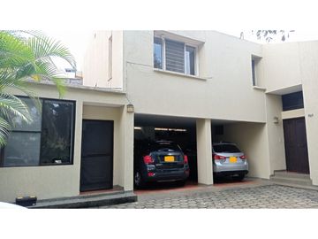 Venta Casa independiente en Ciudad Jardin Sur de Cali