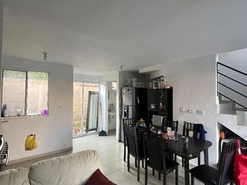 Casa en Venta en Fraccionamiento Los Agaves, Juarez, Nuevo Leon.