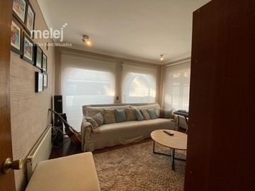 Casa sector residencial de las Golondrinas, Viña del Mar