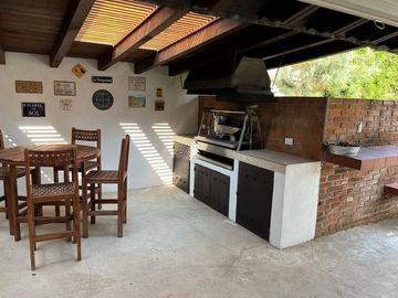 Casa en venta en condominio en Avandaro, Valle de Bravo