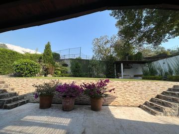 Casa en venta en condominio en Avandaro, Valle de Bravo