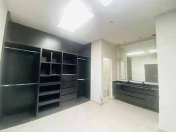 Casa en Venta, estricta seguridad, Zona Sur, Laderas Residencial, Monterrey, Nue