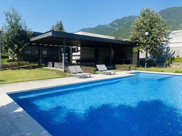 Casa en Venta, estricta seguridad, Zona Sur, Laderas Residencial, Monterrey, Nue