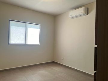 CASA EN VENTA EN COL. RESIDENCIAL CUMBRES LA JOYA EN MONTERREY,N.L.