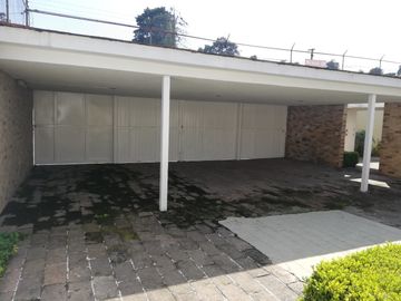 VENTA CASA EN COL. CIPRES, TOLUCA, MEXICO