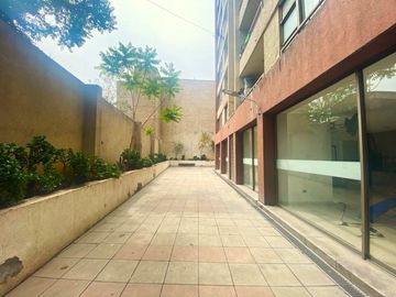 Hermoso Departamento 2D2B con estacionamiento y bodega, Santiago centro